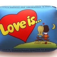Отзыв на Декоративную подушку 'Love is...'