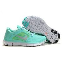 Отзыв на  Кроссовки Nike Free Run 3  