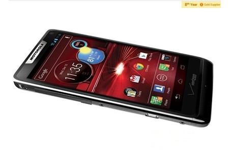Отзыв на смартфон Motorola Droid Razr M 