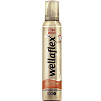 Пена для укладки волос Wella Wellaflex